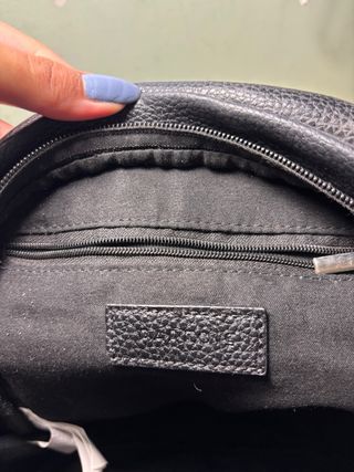 Mochila pequeña cuero negra
