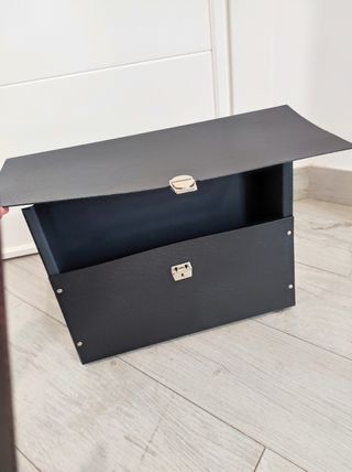 Maletín de cartón rígido