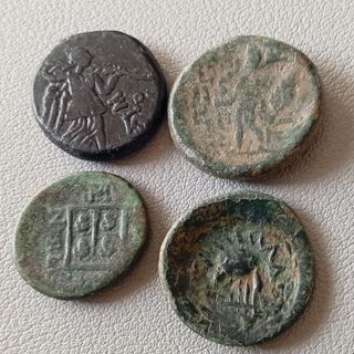 ≡ Lote de 4 monedas griegas antiguas espectacular 