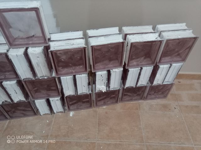 Ladrillos de vidrio lila claro - 46 unidades