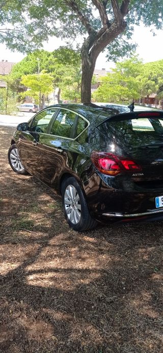 Opel Astra 2013