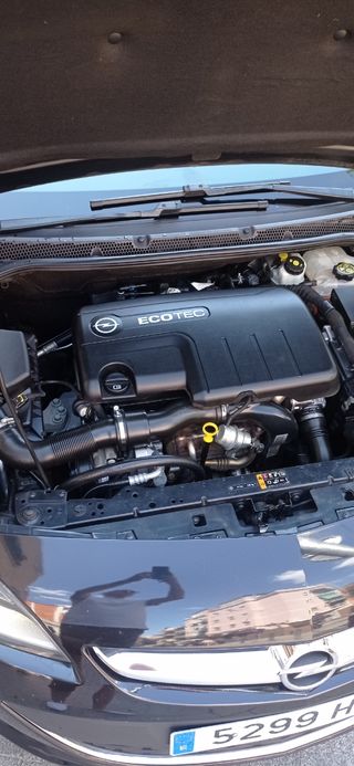 Opel Astra 2013