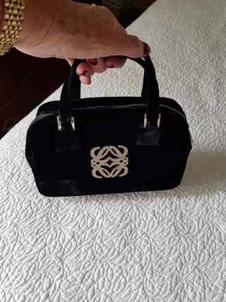 Bolso LOEWE joya Amazona terciopelo negro