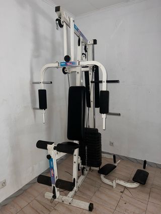 Máquina de gimnasio multifunción