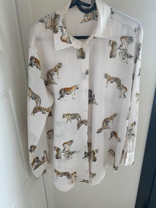 Camisa Zara Tigres Satinada Blanca Talla XS