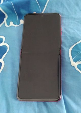 Motorola RAZR 40 Ultra Magenta