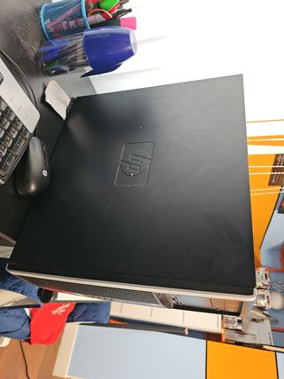 Ordenador de sobremesa HP Negro/Plata
