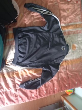 Sudadera Adidas Real Madrid Negra y Dorada