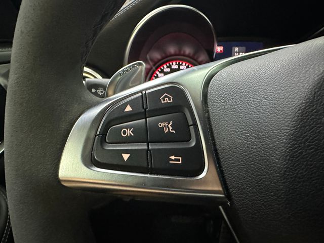 Mercedes-Benz C63s AMG V8 Biturbo 510cv