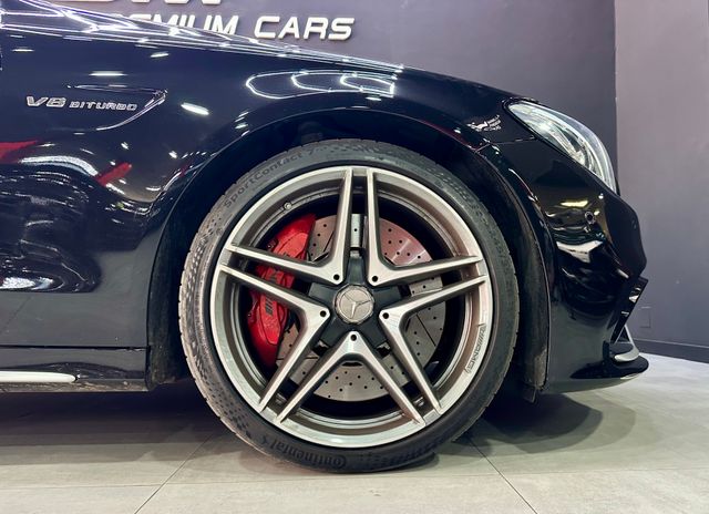 Mercedes-Benz C63s AMG V8 Biturbo 510cv