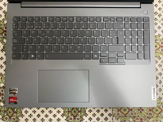 Portátil Lenovo Thinkbook 