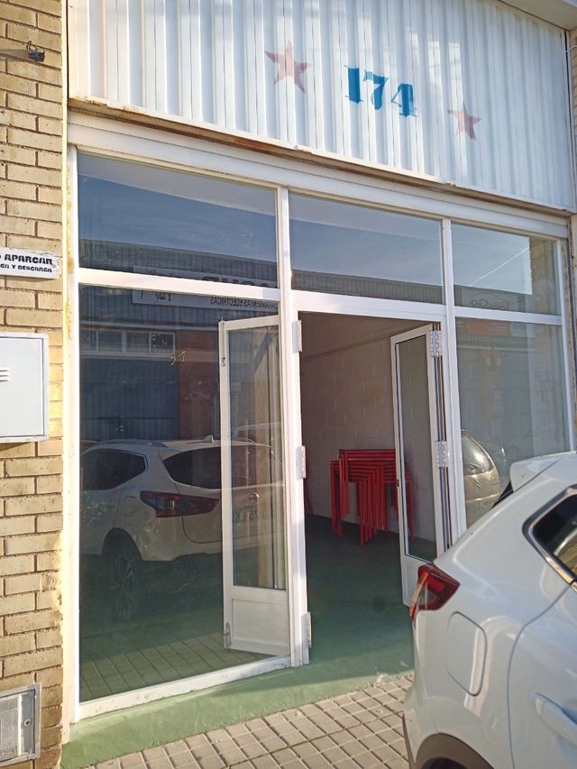 Naves en polígono Polirrosa