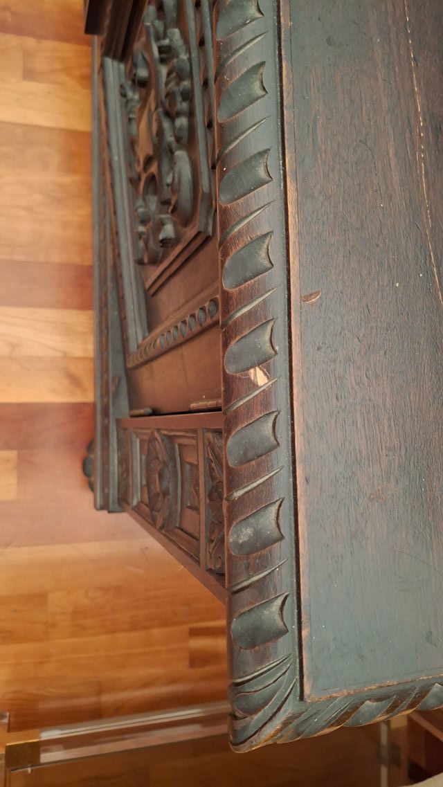 Mueble antiguo madera y metal