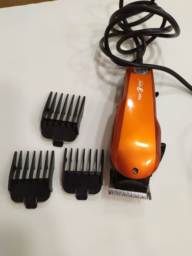 Cortapelos Tek One Naranja con Accesorios