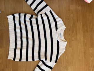 Jersey rayas Stradivarius blanco y negro
