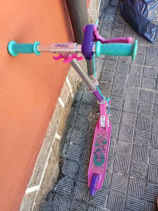Patinete infantil Oxelo rosa y morado