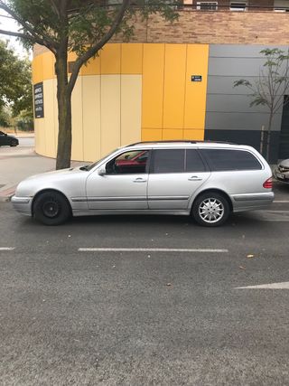 Mercedes-Benz Clase E 320 cdi