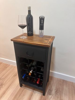 Botellero de madera maciza restaurado
