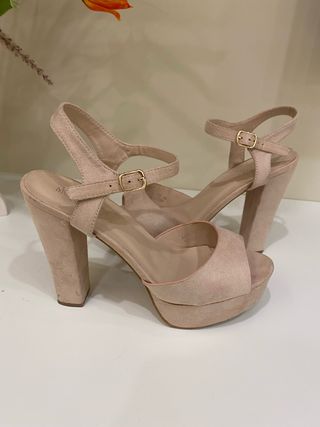 scarpe rosa con tacco e plateau 