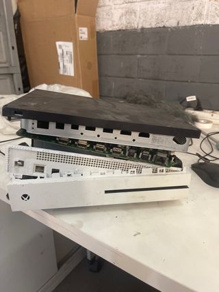 Xbox One S Blanca para piezas