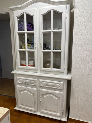 Se regala vitrina aparador vintage madera maciza