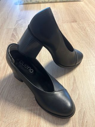 Zapatos de salón Bueno piel negros talla 37