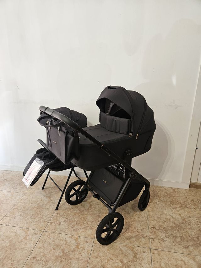 Mejor cochecito 3 en 1 Carrello. Nuevo.