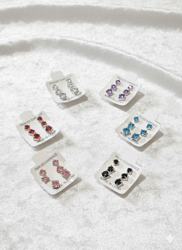 Lotto 18 orecchini argento e rossi