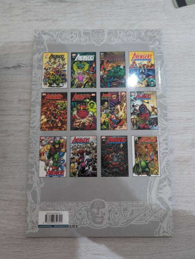 VENGADORES: HISTORIA JAMAS CONTADA