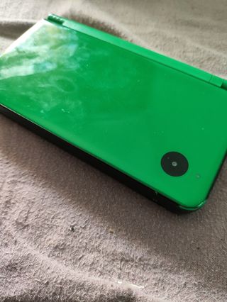 Nintendo DSI XL Verde