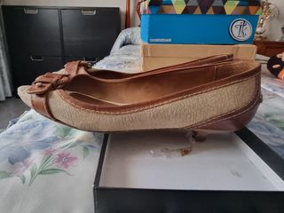 Zapatos de tacon con apertura delantera 