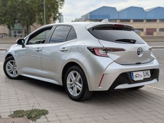 Toyota Corolla 1.8 Hybrid Nacional Pocos Km 