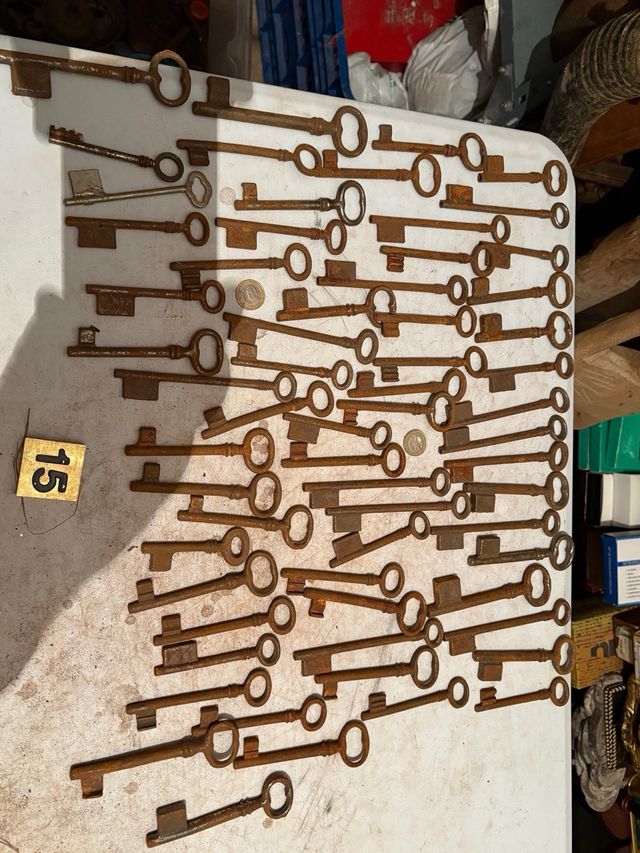 Lote de llaves antiguas