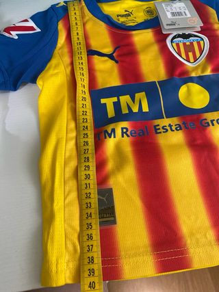 Equipacion Valencia CF Puma Talla 3/4 