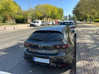 Mazda 3 Automático 2.0 Skyactiv-G 122CV Evolution