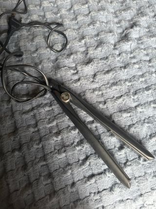 Plancha GHD para piezas