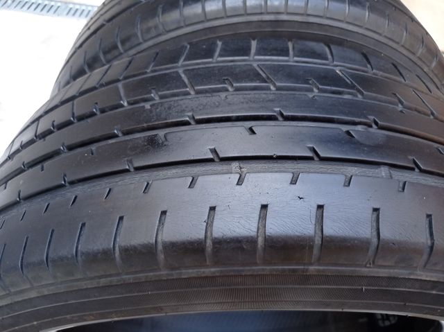 Cubiertas marca Toyo medida 225/55/19