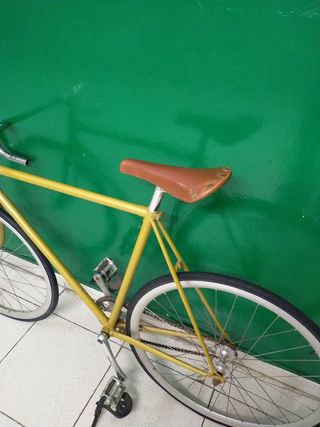 Bicicleta Fixie Dorada