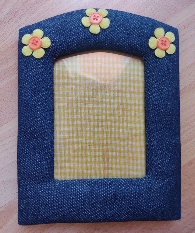 Marco de fotos vaquero con flores de tela