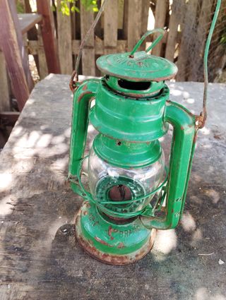 Quinquel antiguo verde