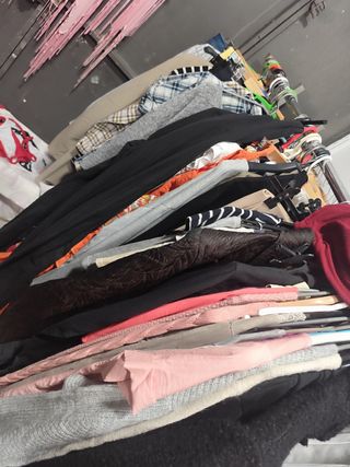Lote Ropa Mujer 3€/Kg (Mín. 30Kg)