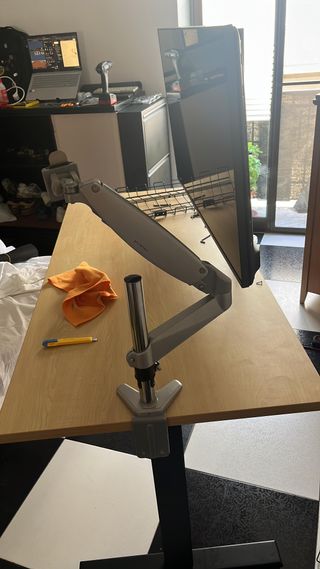 Soporte Monitor AtumTek Negro/Plata