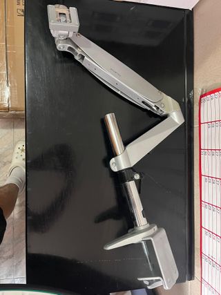 Soporte Monitor AtumTek Negro/Plata