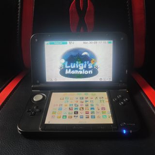 Nintendo 3DS XL Roja + 50 Juegos