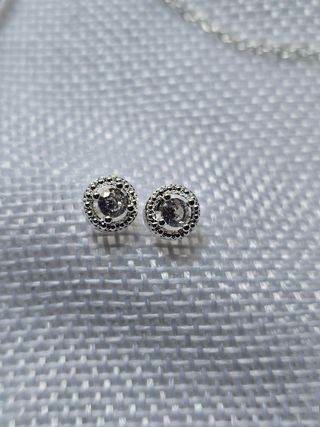 Conjunto S925: Anillo, Collar y Pendientes.