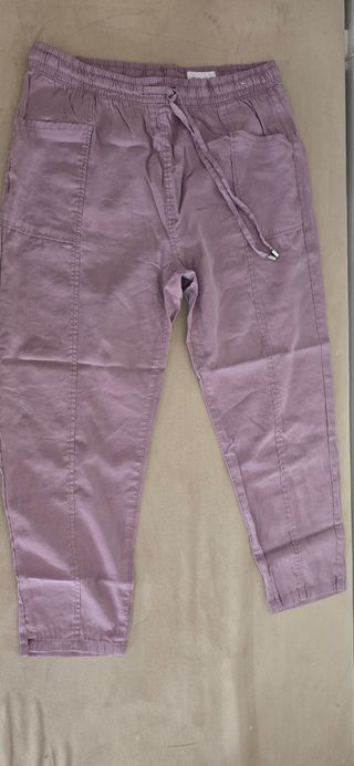 Pantalón rosa capri