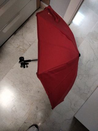 Sombrilla para bebé roja con adaptador para carro
