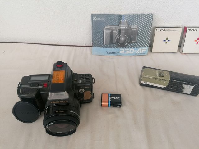 Macchina fotografica Yashica AF 230 35mm