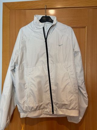 Chaqueta Nike Cuadros