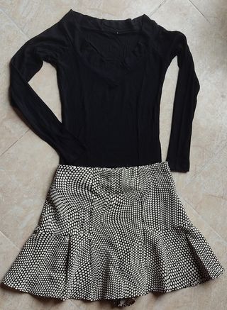 Conjunto camiseta manga larga y falda